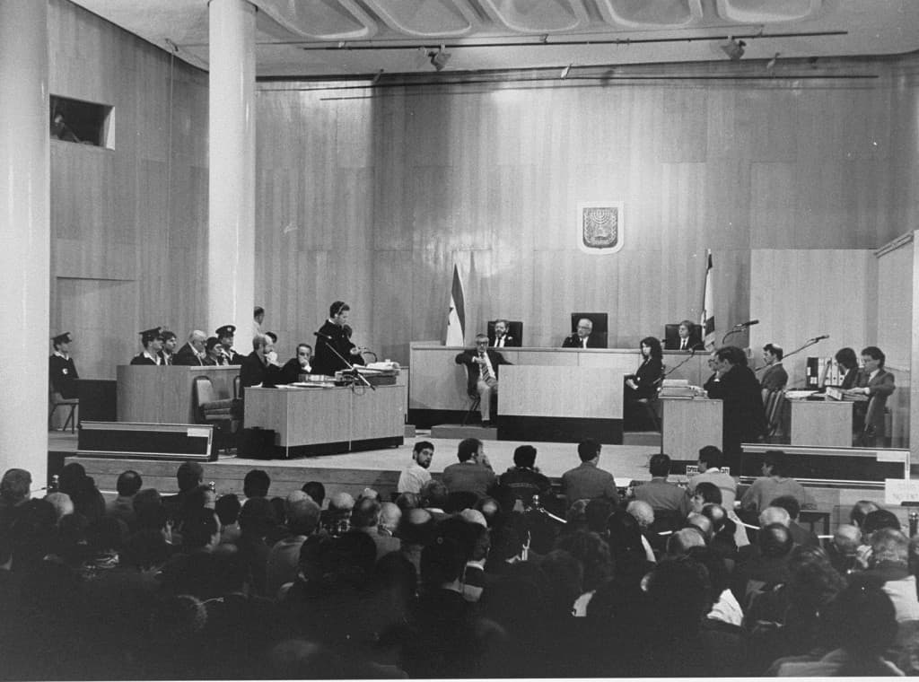 View of the courtroom during the trial of John Demjanjuk. Chief defense counsel Mark J. O’Connor addresses the court during the first session of the trial.