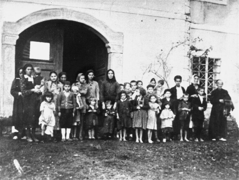 Gender as a Factor in Rescuers of Jews During the Holocaust